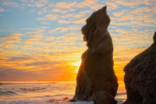 Discover Serenity in September at Martha’s Vineyard’s Private Beaches
