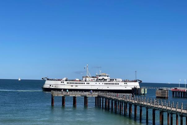 How to Get to Martha's Vineyard
