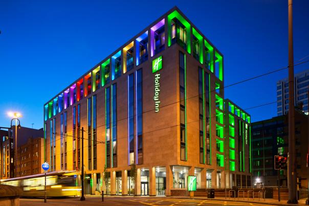 Holiday Inn Manchester City Centre at night
