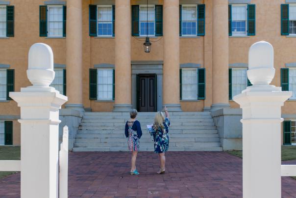 Georgia's Old Governor's Mansion - Historic Walking Tour