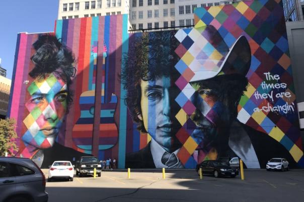 Dylan mural