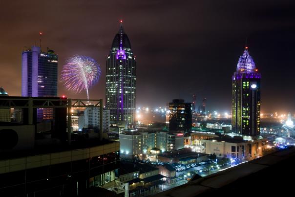 Moonpie over Mobile - 2010