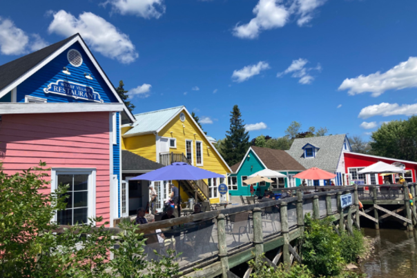 Wharf Village_Restaurant_564x370