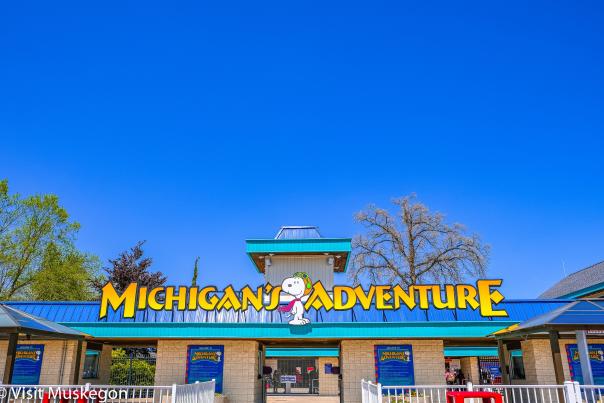 michigans adventure entrance