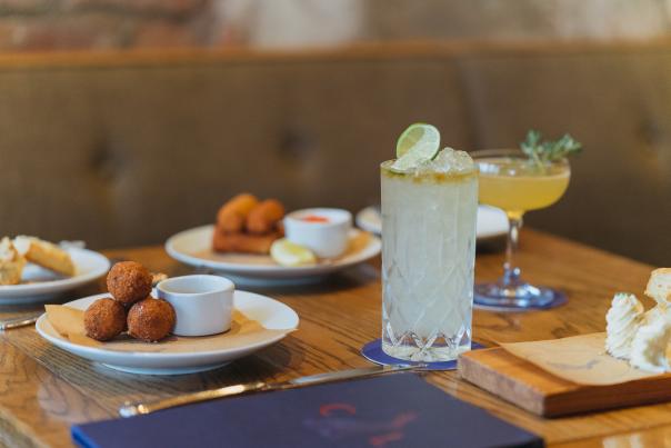 Drinks and Appetizers at Compere Lapin