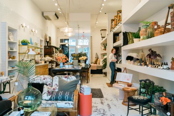 Sunday Shop