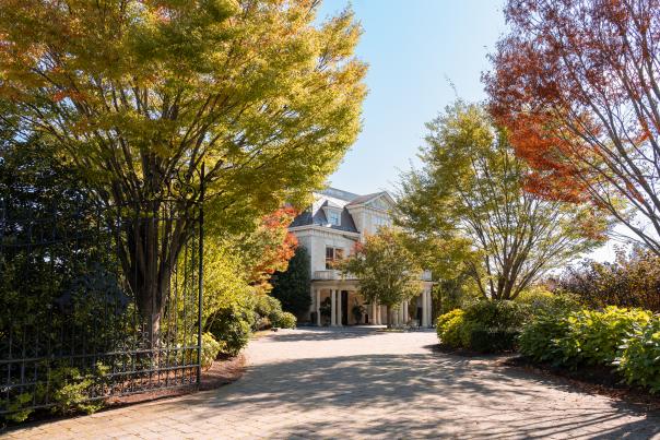 The Chanler Hotel in the Fall