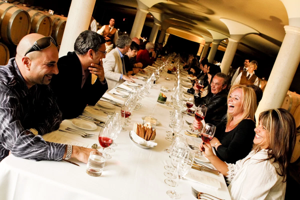 Friends Restaurant Dinner Meeting