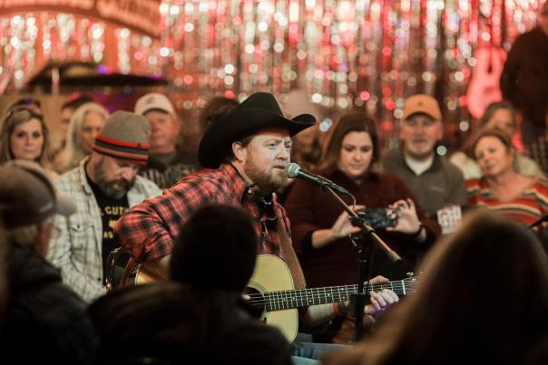 The 13th annual Red River Songwriters’ Festival at the Motherlode Saloon offers a perfect blend of skiing and intimate concerts by Americana and folk artists.