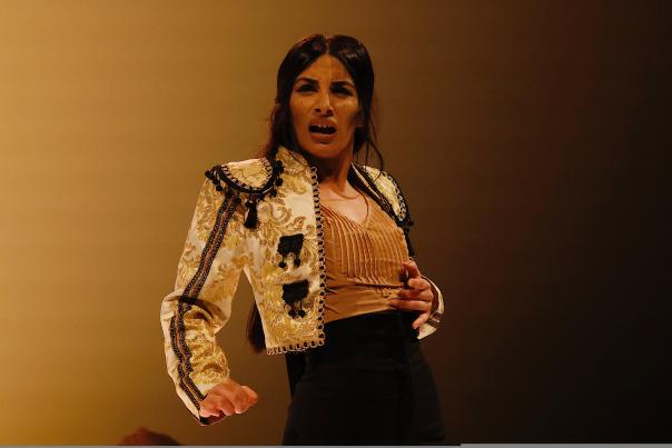 Águeda Saavedra dances at Festival Flamenco Alburquerque 2024.