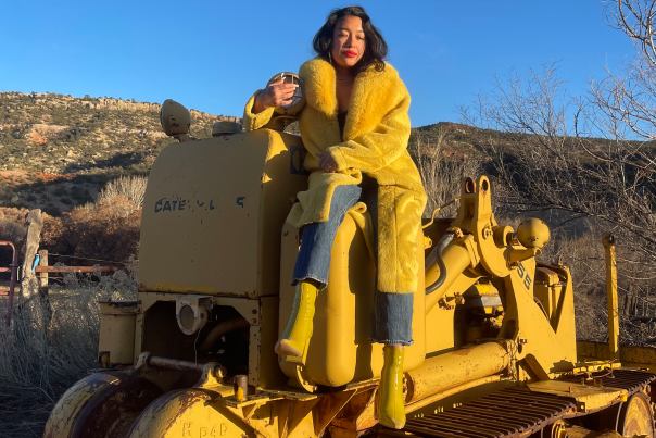 Natachee Momaday Gray, a Kiowa/Apache poet, performer, and musician, celebrates her 30th birthday with a new performance, "Tatja Lucía’s 30 for 30," at El Rey Court in Santa Fe.