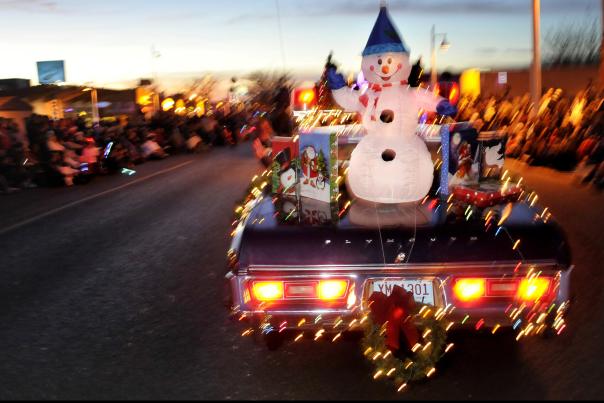 Albuquerque’s Twinkle Light Parade in Nob Hill