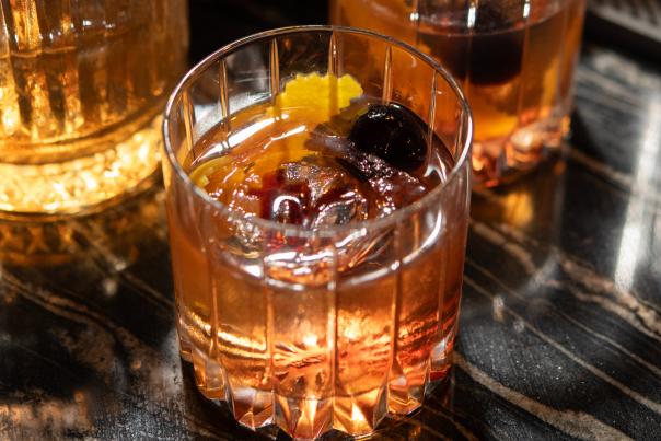 Teddy Roe’s old fashioned comes in vintage glassware.