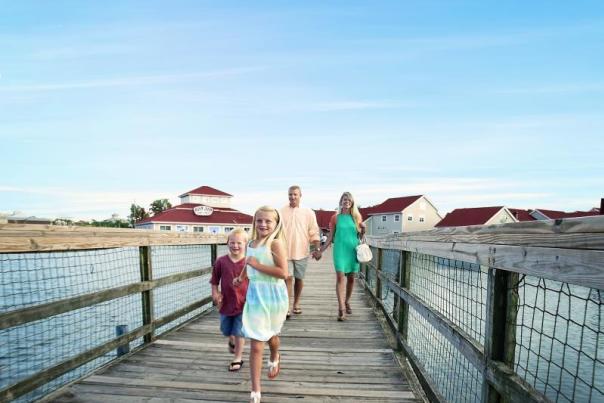 Family barefoot boardwalk 00 10 11 still001 f
