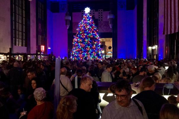 tree lighting at The Durham Museum