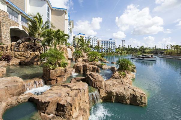 Loews Sapphire Falls Resort at Universal Orlando™ waterfall and lagoon
