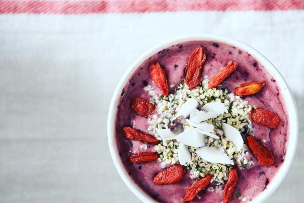 Acai Smoothie Bowl from Carrot and Kale in Oshkosh