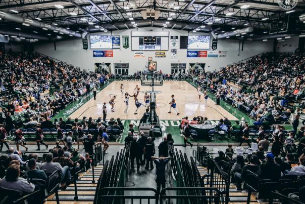 Wisconsin Herd Basketball at the Oshkosh Arena