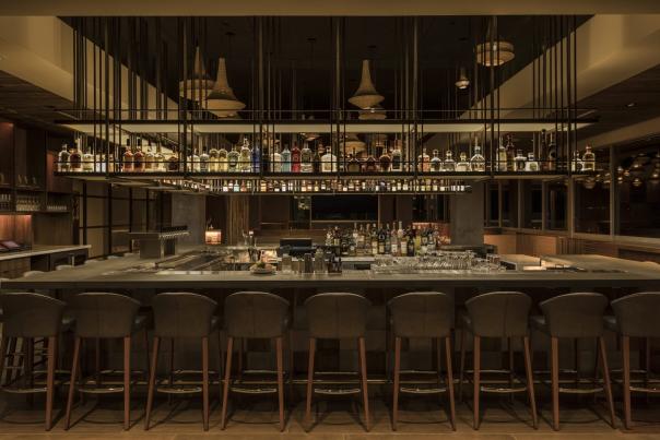 4 Saints restaurant bar