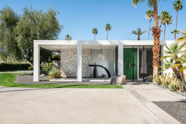 The Berman-Rubin Residence in Canyon Country Club neighborhood of Palm Springs