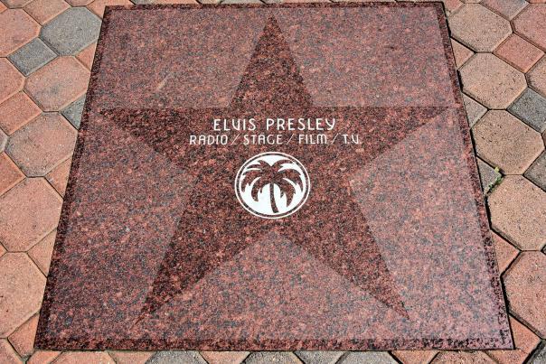 California-Palm-Springs-Walk-Stars-Elvis-Presley-1440x961