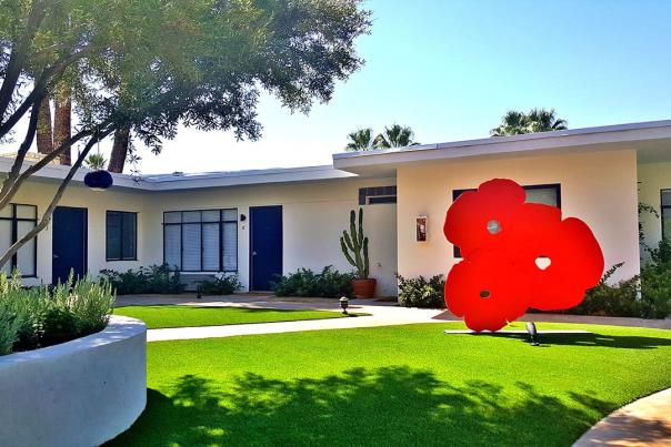 HolidayHouse1280