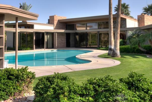 twin-palms-frank-sinatra-house-e-stewart-williamsPool2