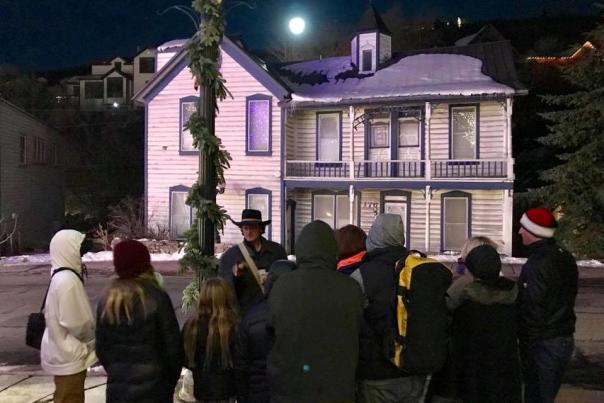 Park City Ghost Tour, Host speaking to a group at night