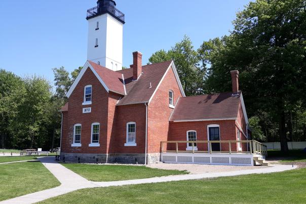 Your Guide to Lighthouses in Erie