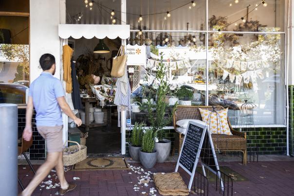 Shopping in Victoria Park, Perth City