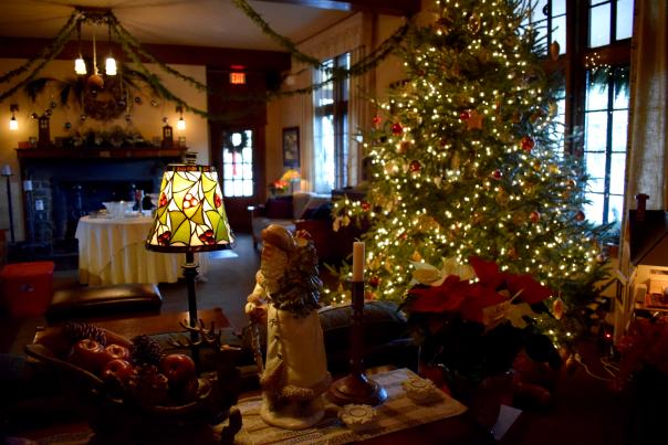 Settlers Inn decorates for December and holiday celebrations.