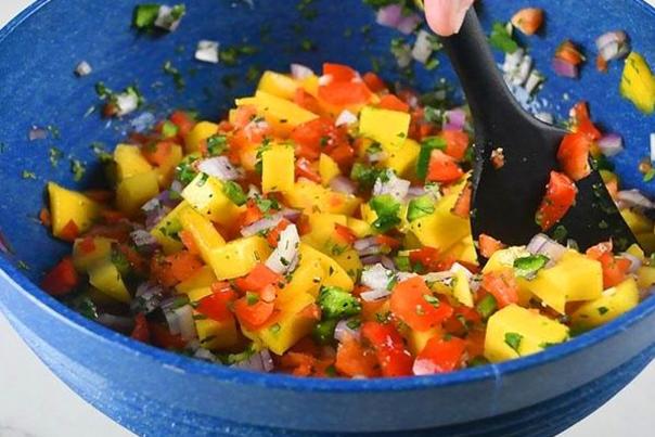 Dave's Market Mango Salsa Step 1