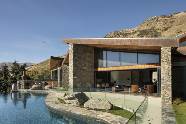 Stoneridge Estate Retreat & Pool