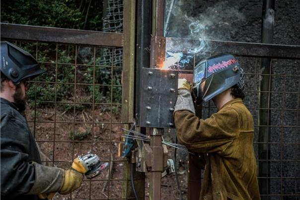 RCC Welding Students Fulfill Tall Order for North Carolina Zoo