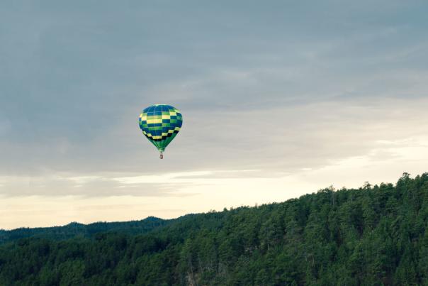 An Oz Experience: Flying With The Oldest Balloon Company In The USA
