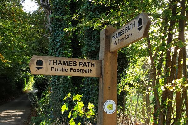 Thames Path signpost