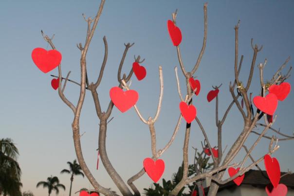 valentinesdaytree_w1024