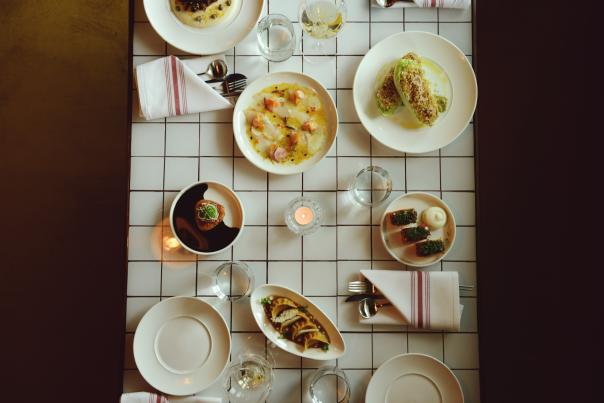 Table at Junah