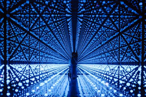 Light art installation with blue lights