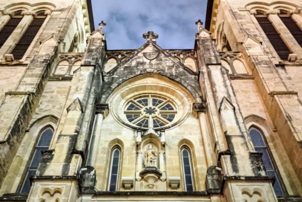 Front view of San Fernando Cathedral