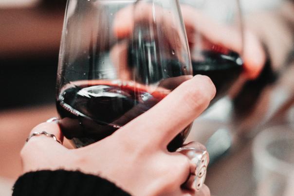 Couple cheering with their wine glasses