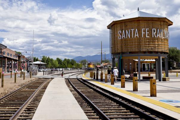 
				Santa Fe Railyard 		