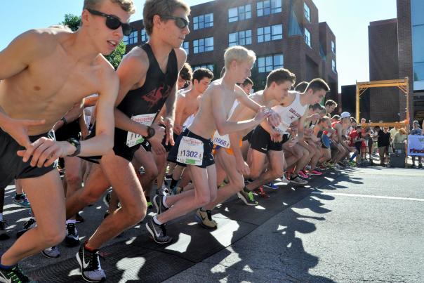 Start of Firecracker 4 race
