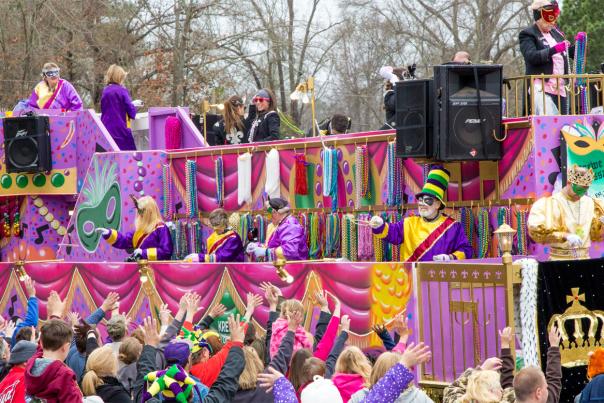 A photo of the Krewe of Highland Parade