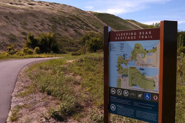 sleeping_bear_trail_sign