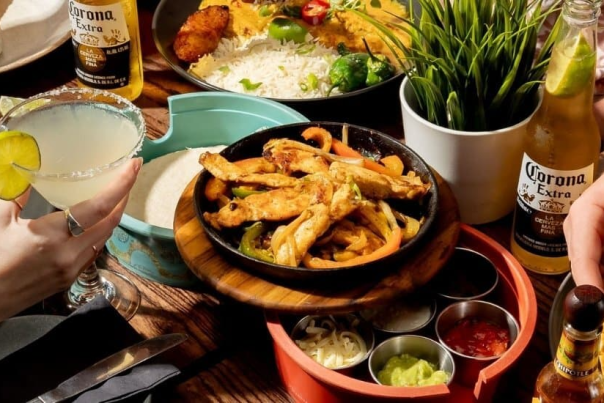 Las Iguanas diners
