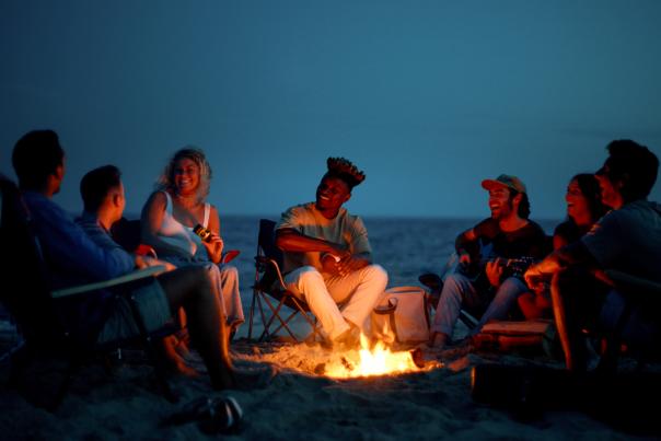 Friend bonfire