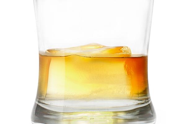 a_glass_of_whiskey_on_the_rocks
