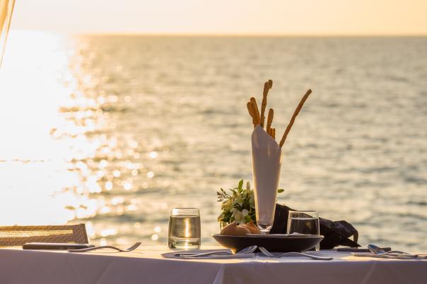 Al Fresco Dining