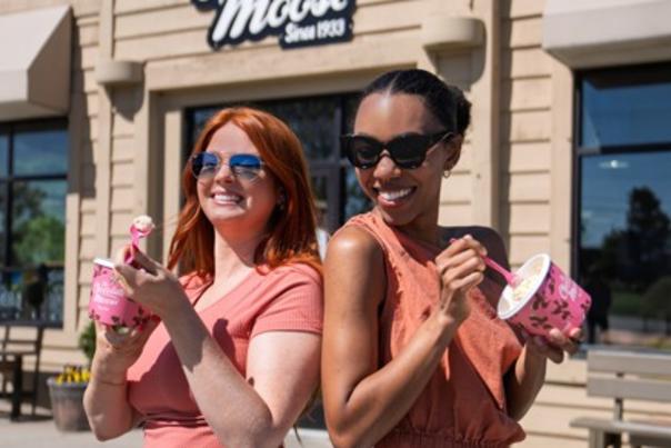 Chocolate Moose - Girls eating Ice Cream